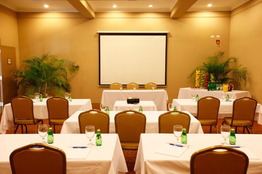 פיליפסבורג Divi Little Bay Beach Resort מראה חיצוני תמונה